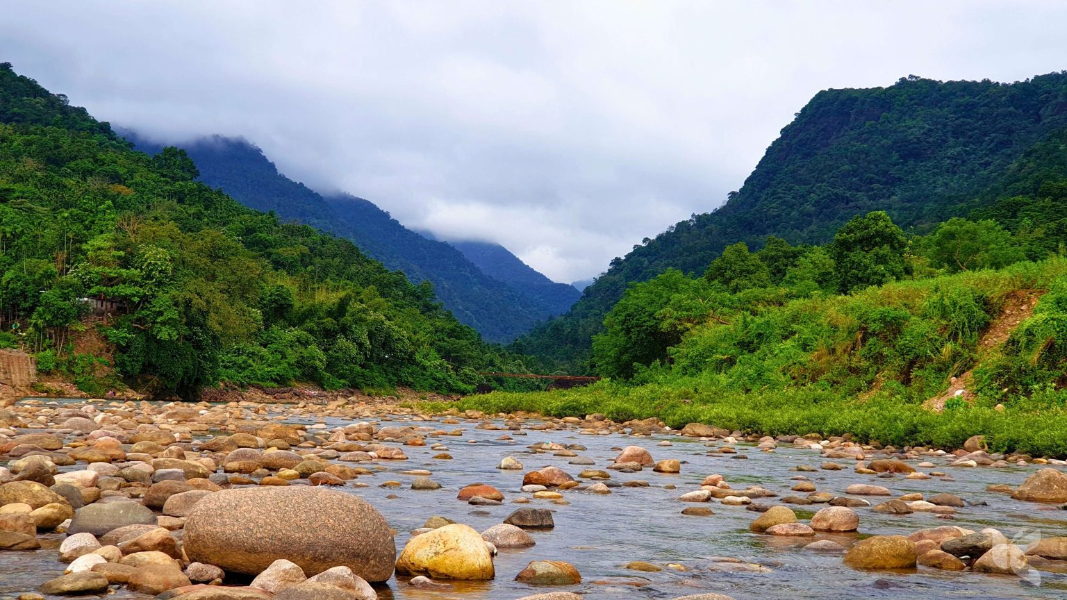 জাফলং, সিলেট - কুহুডাক