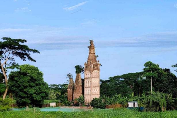 লোহাগড় মঠ, ফরিদগঞ্জ - কুহুডাক