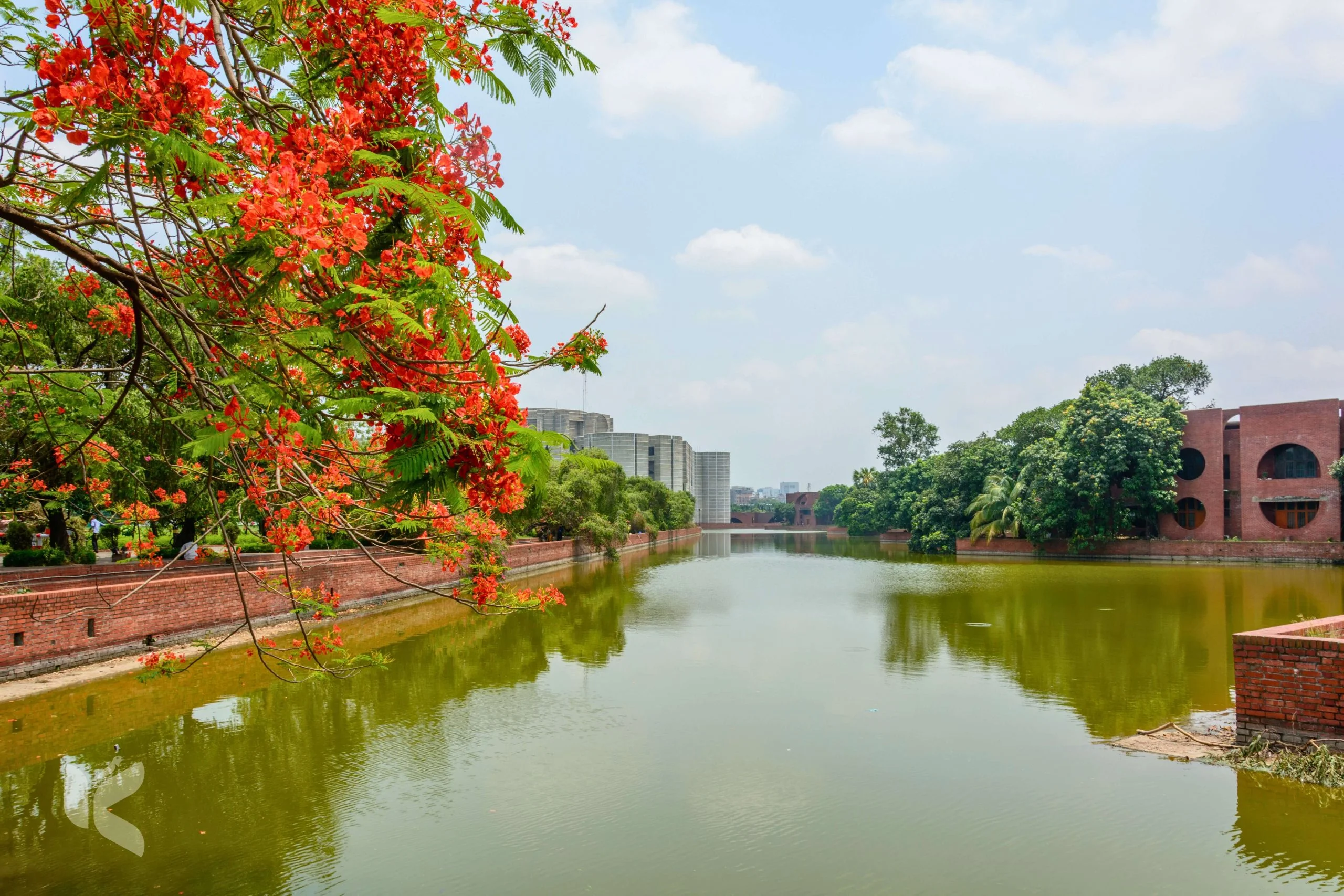 জাতীয় সংসদ ভবন, ঢাকা - Kuhudak