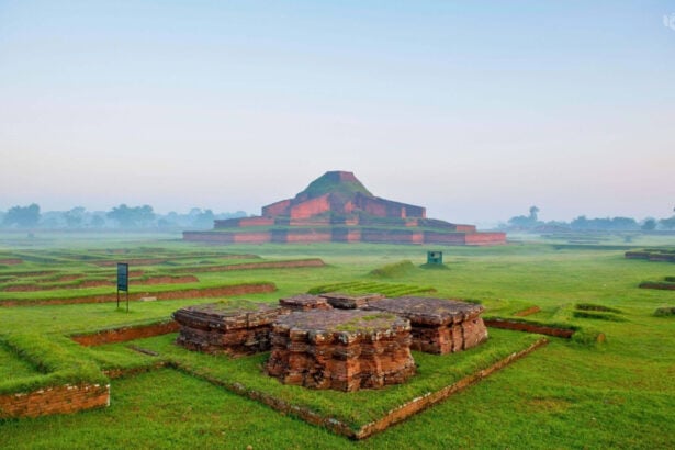 পাহাড়পুর বৌদ্ধ বিহার, নওগাঁ - কুহুডাক